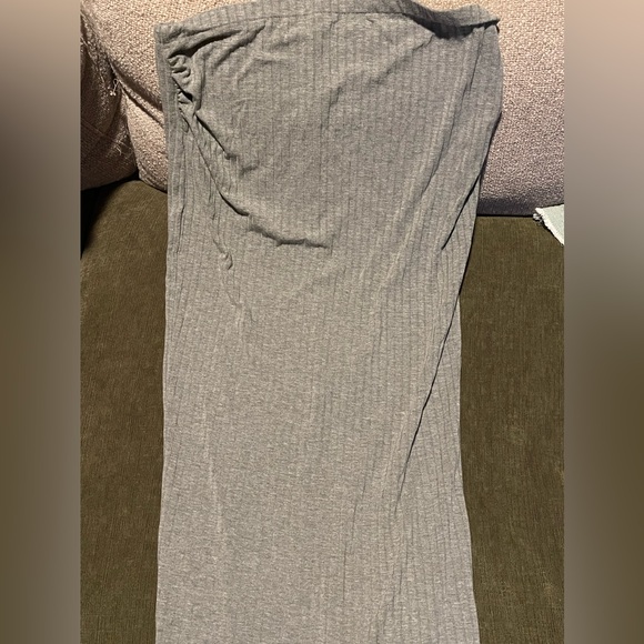 Bundle of 2 Maternity Midi Skirts - Picture 2 of 6